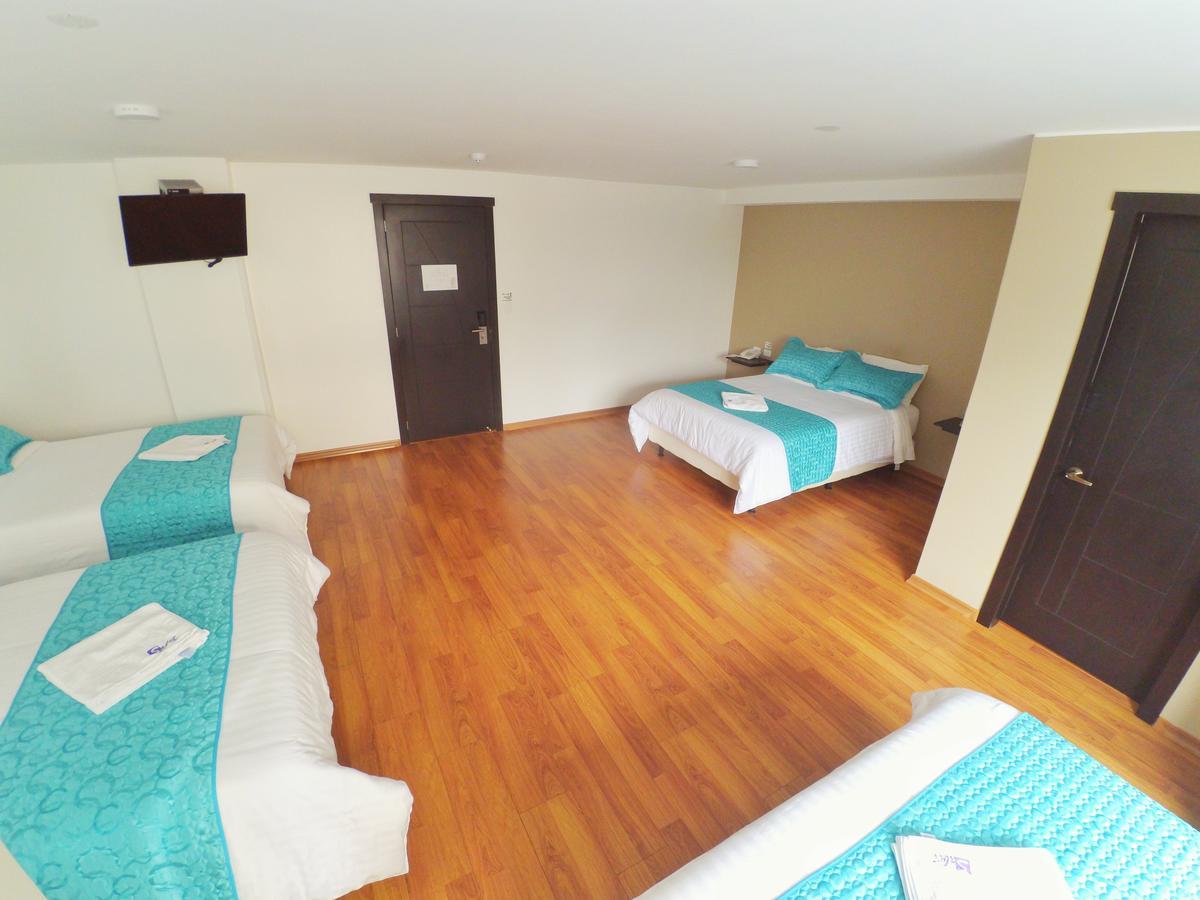 Hotel Sabet Quito Buitenkant foto